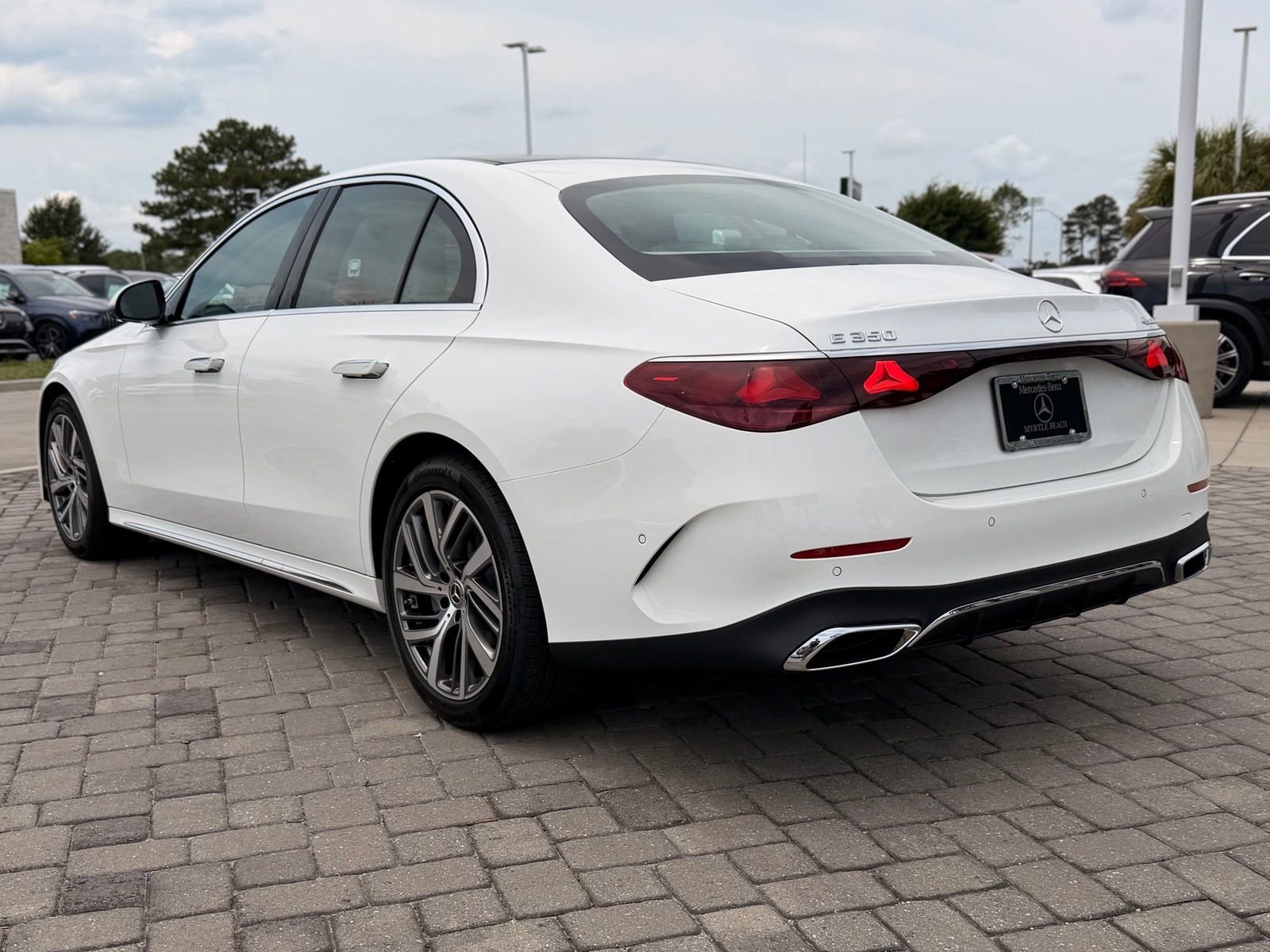 New 2026 Polar White Mercedes-Benz E 350 image 36