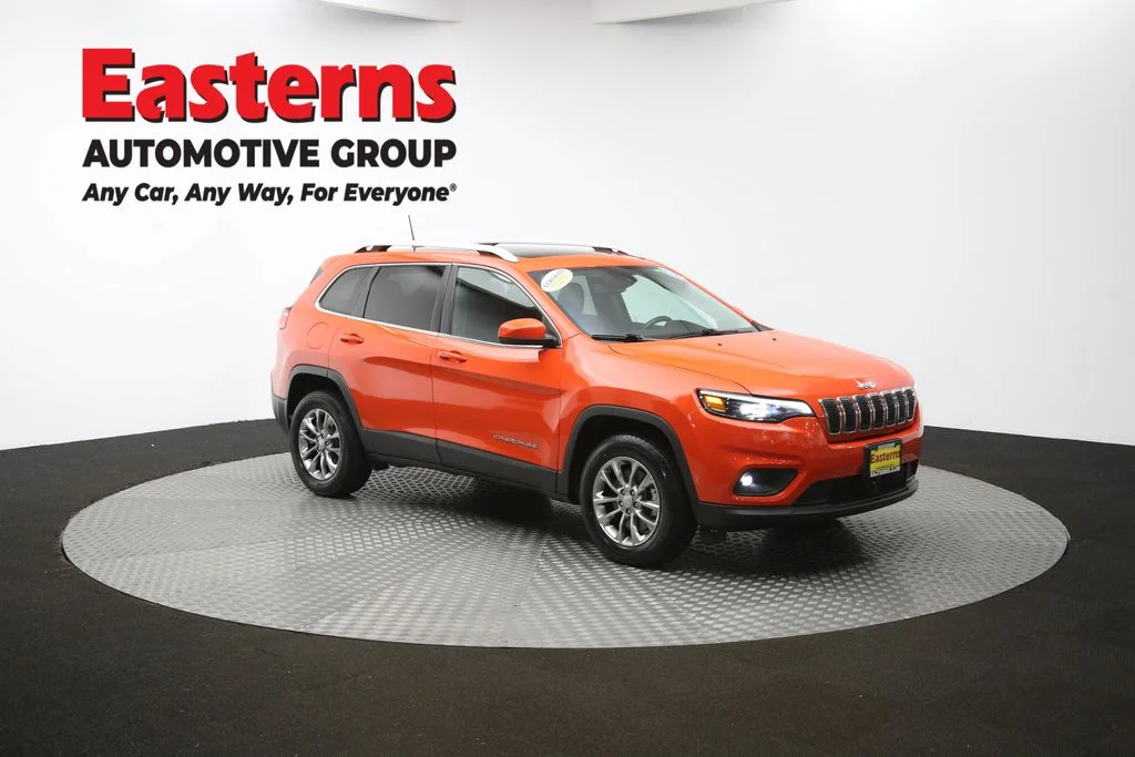 Used 2021 Orange Jeep Latitude Plus image 44