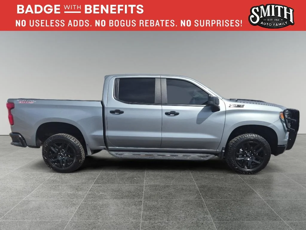 Used 2025 Sterling Gray Metallic Chevrolet LT Trail Boss image 3