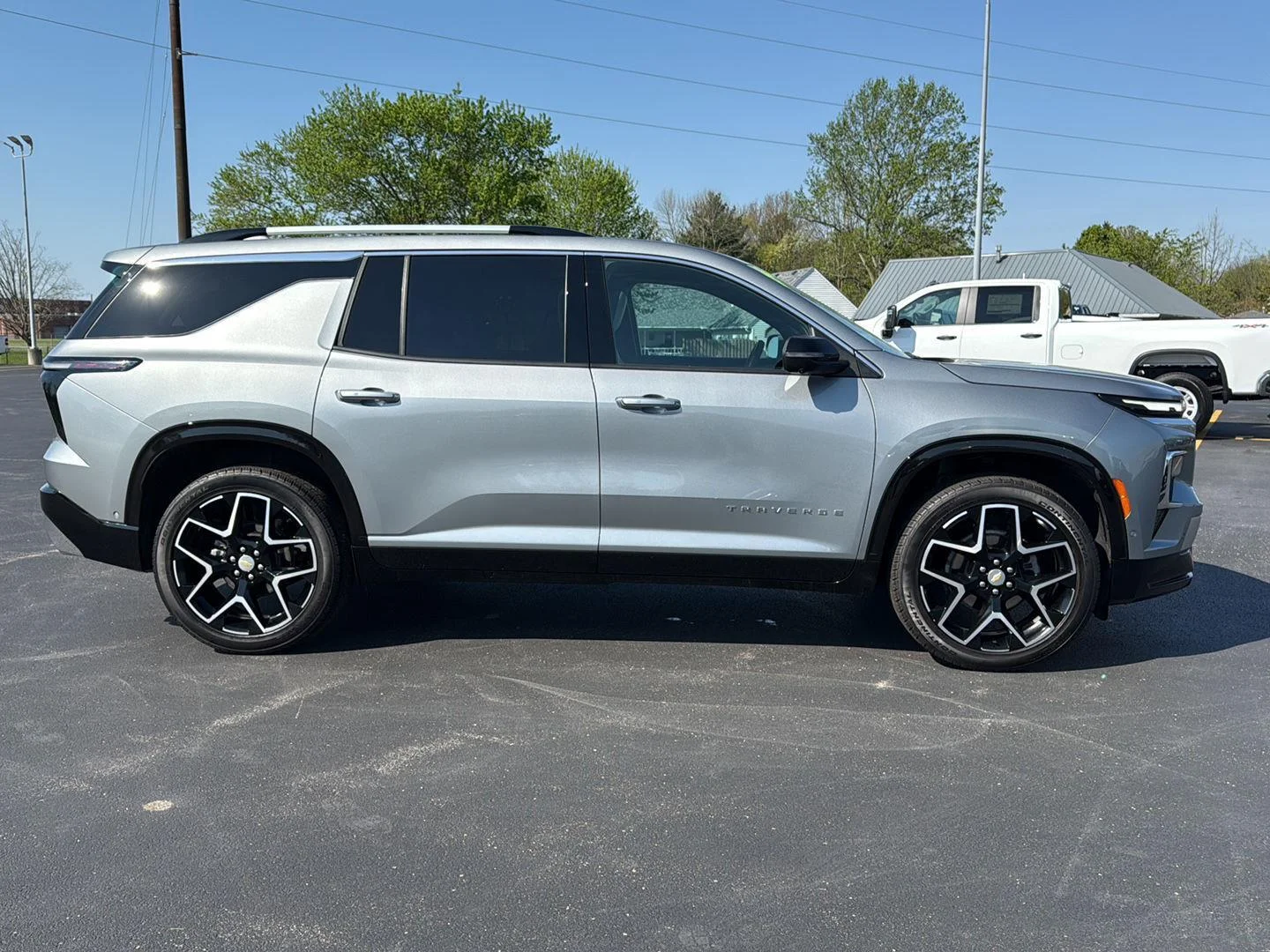 Used 2024 Sterling Gray Metallic Chevrolet AWD RS image 9