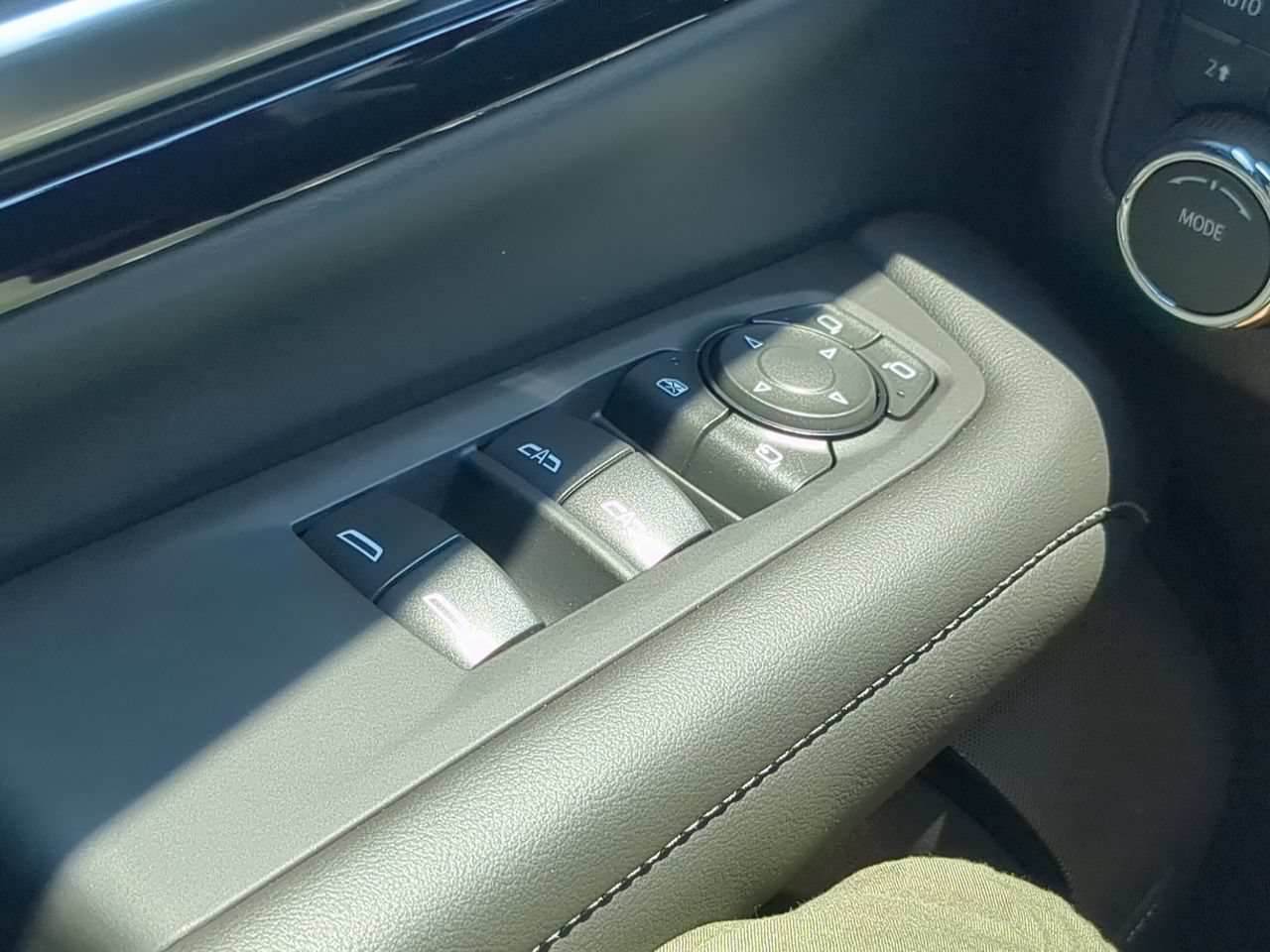 2026 Chevrolet Tahoe Z71 - Photo 24