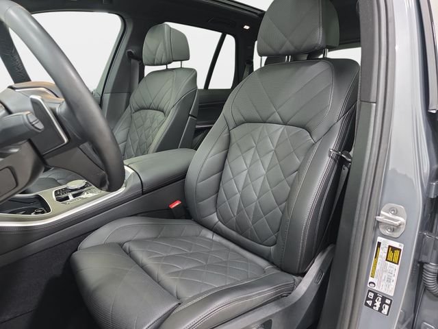 Certified Used 2025 Skyscraper Grey Metallic BMW xDrive40i image 12