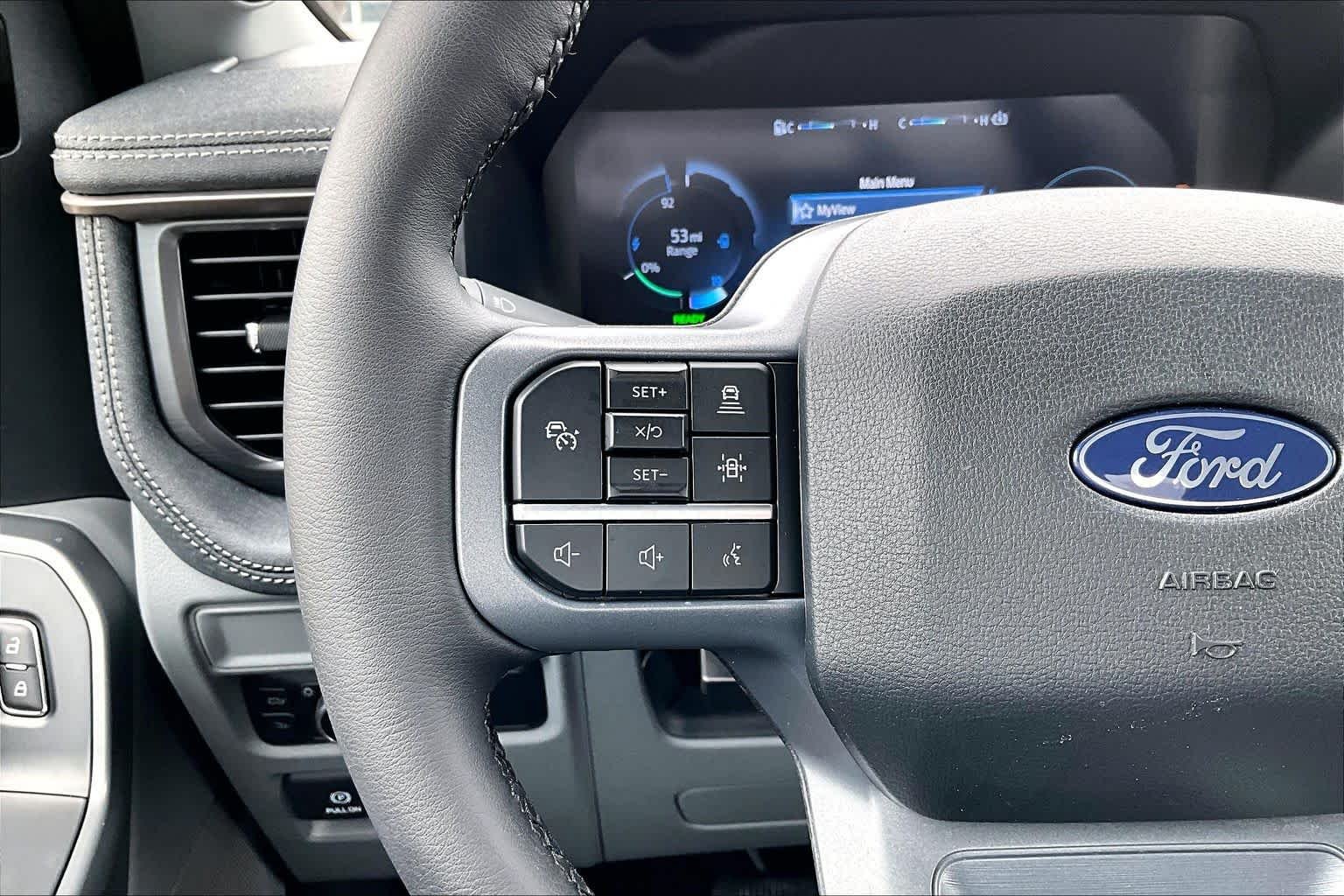 Used 2025 Agate Black Metallic Ford Flash image 26