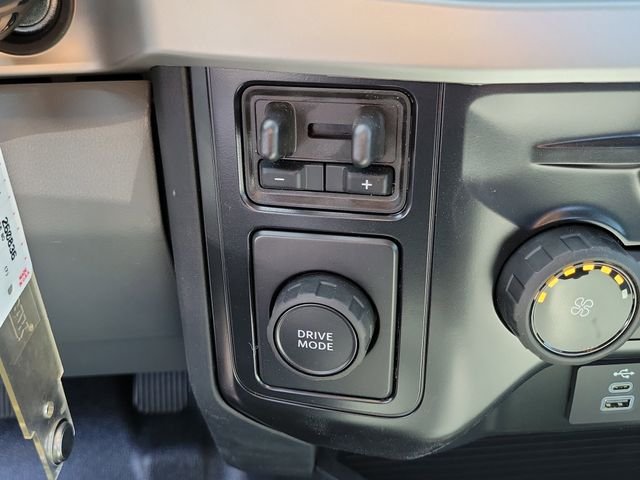 New 2026 Oxford White Ford F-550® XL image 11