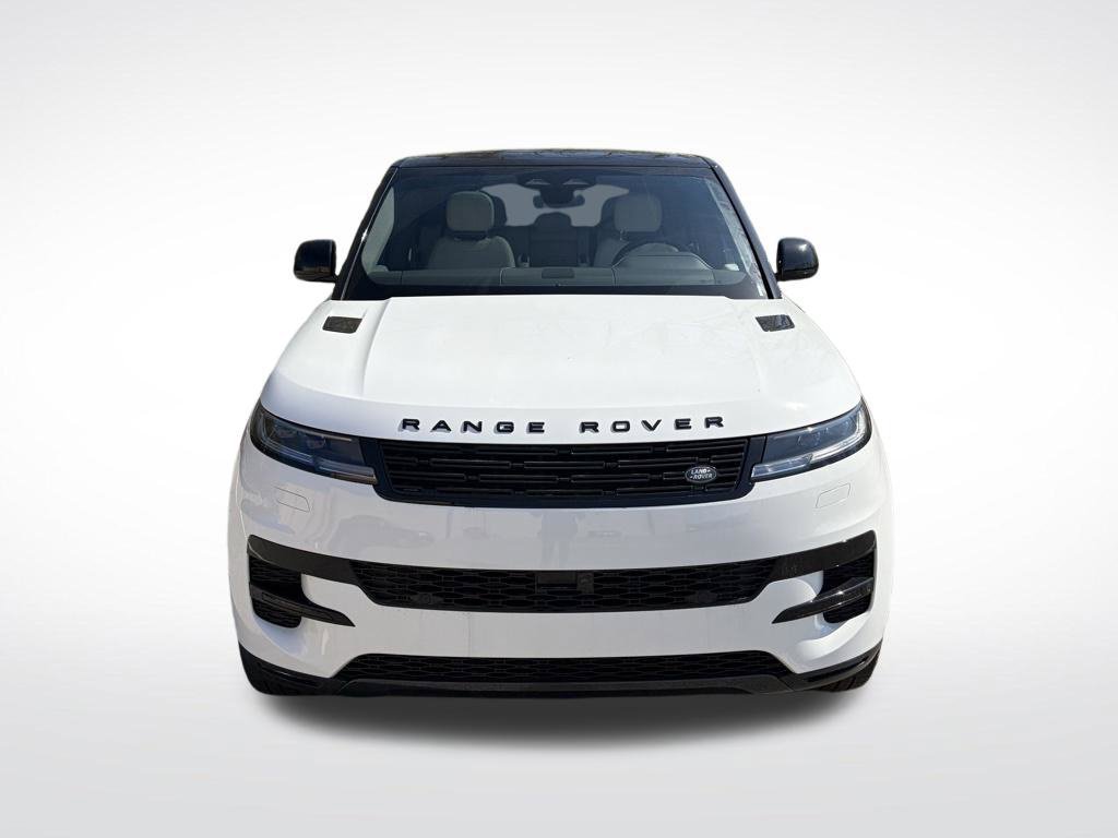 New 2026 White Land Rover SE image 2