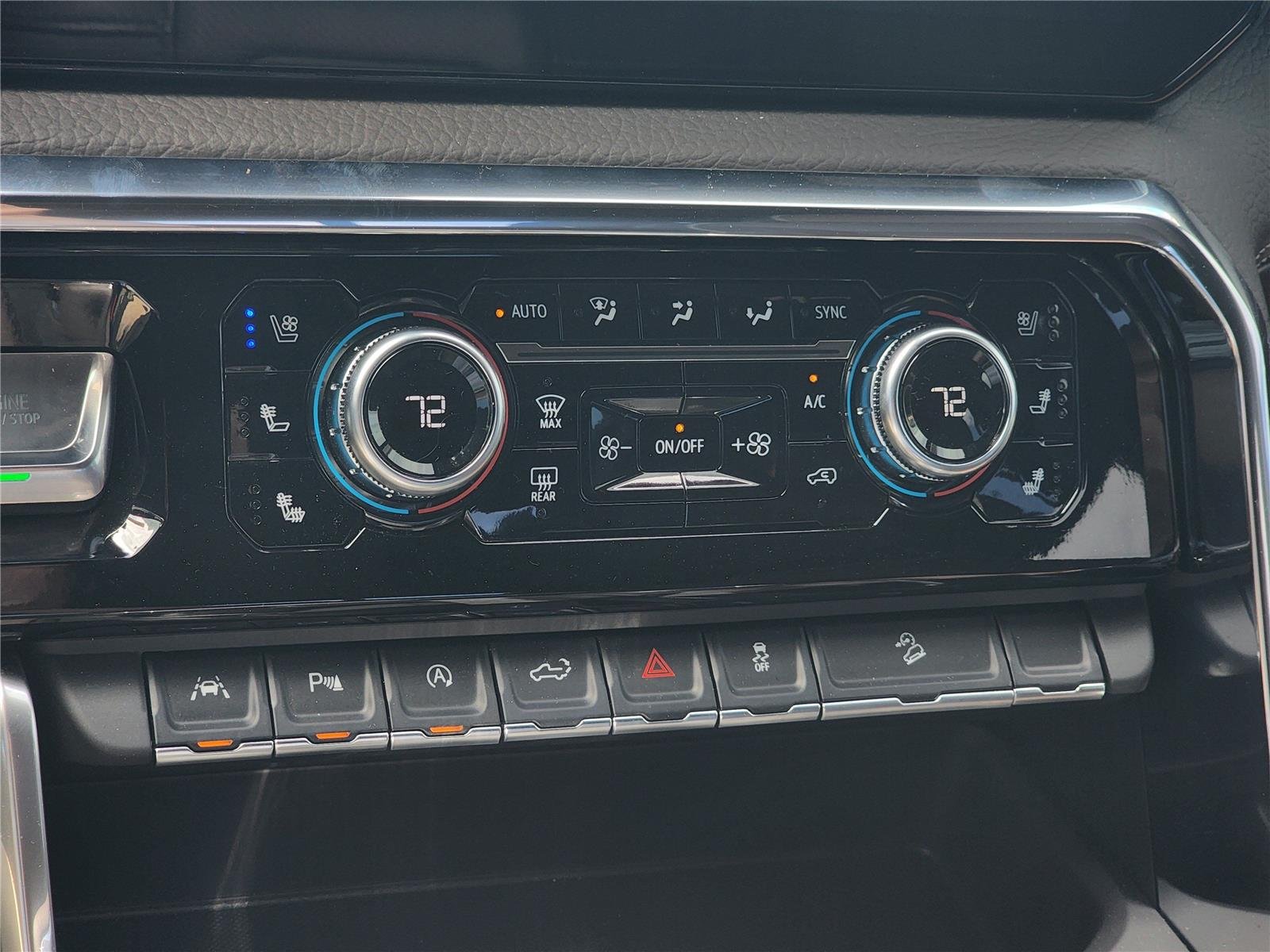 Used 2025 Onyx Black GMC Denali image 16