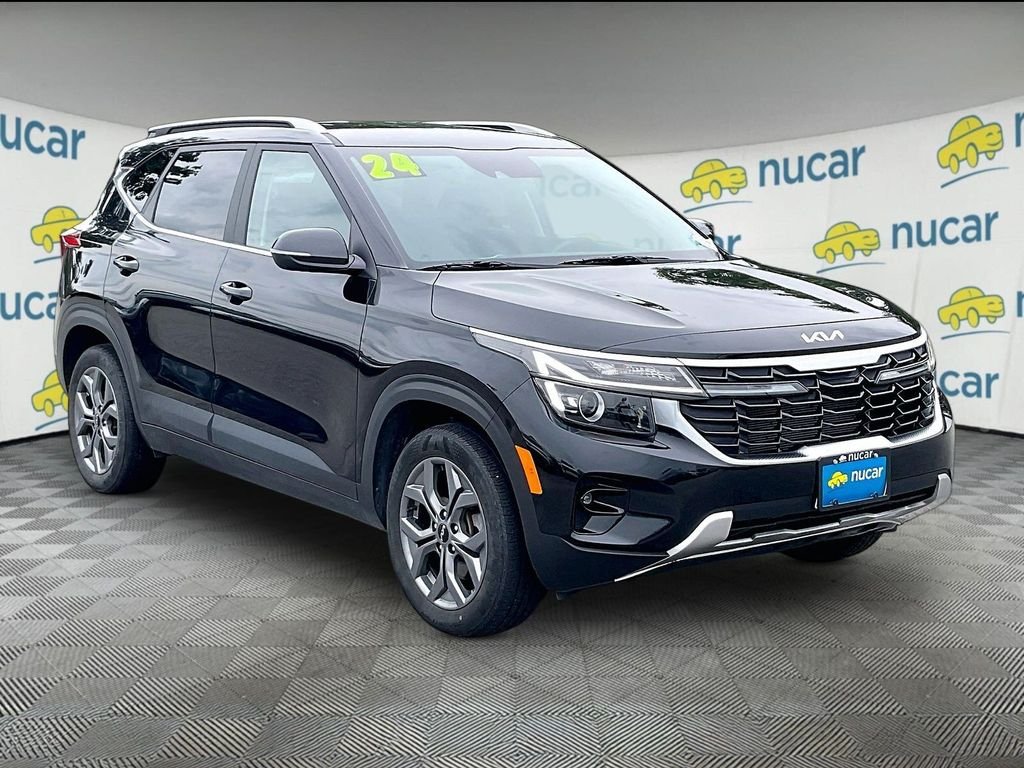 Used 2024 Fusion Black Kia S image 1
