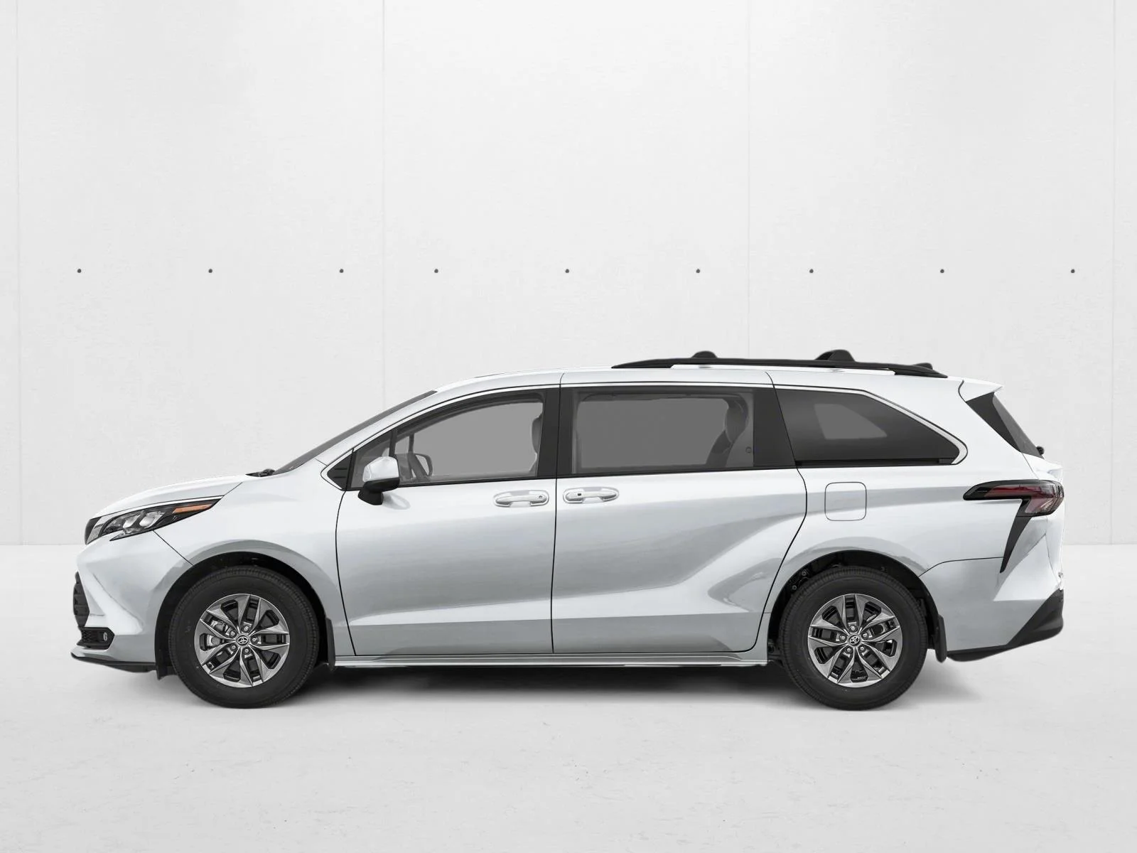 New 2026 Wind Chill Pearl Toyota XLE image 3