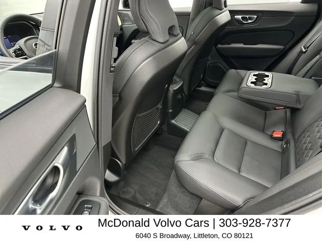 2026 Volvo XC60 Plus - Photo 23
