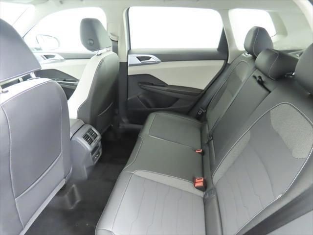 2026 Volkswagen Taos SE - Photo 21