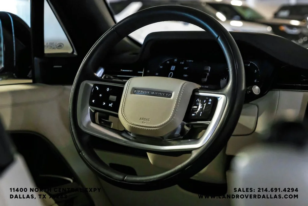 Used 2023 Portofino Blue Metallic Land Rover SE image 16