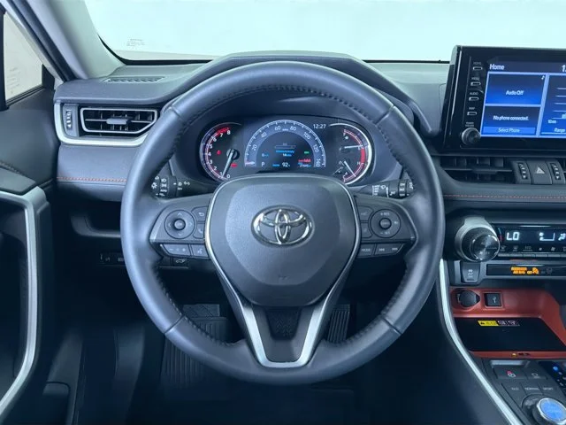 Used 2022 White Toyota Adventure image 13