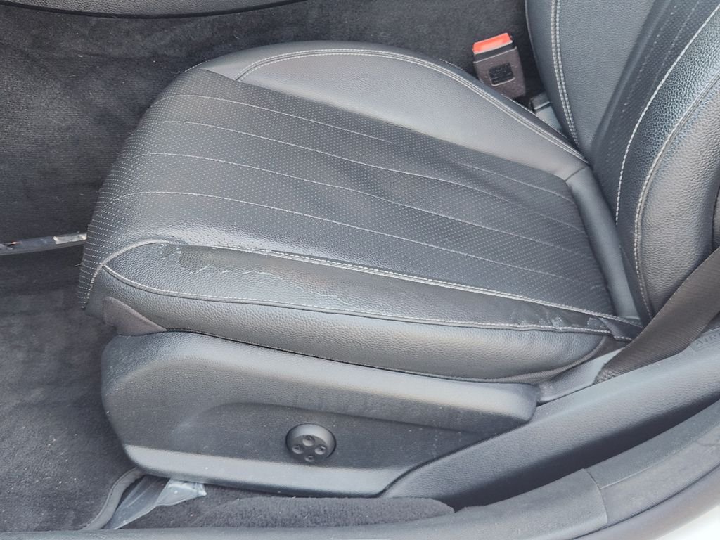 Used 2018 Polar White Mercedes-Benz E 300 image 24