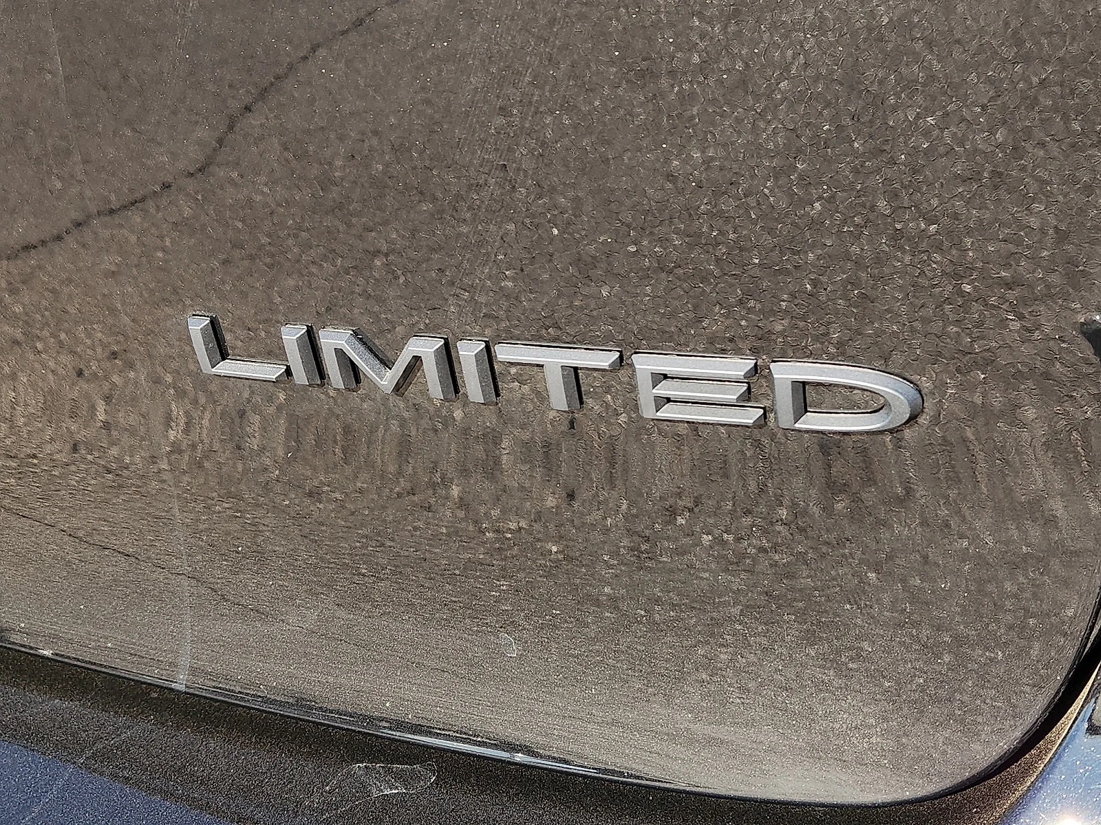 New 2026 Diamond Black Crystal Pearl-Coat  Paint Chrysler LIMITED image 9