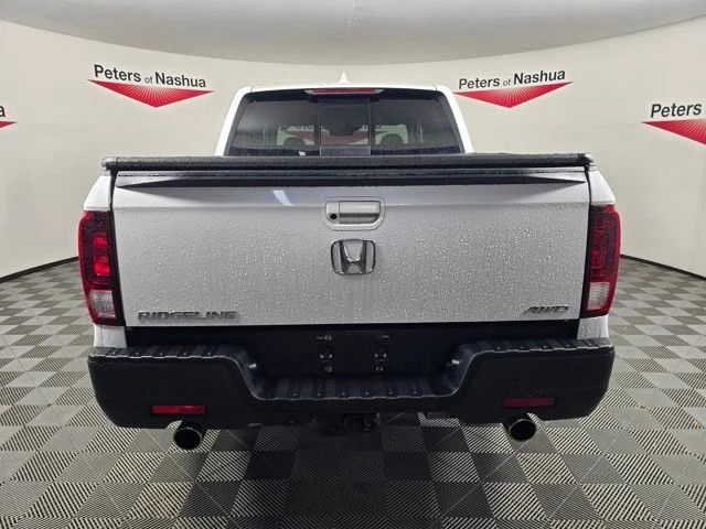 Used 2023 White Honda RTL image 7