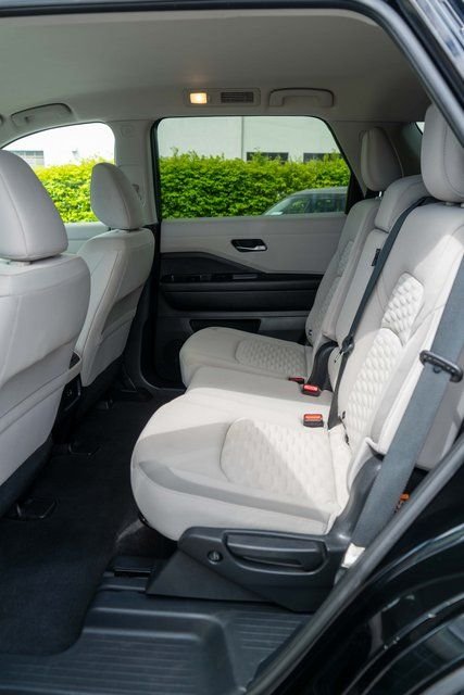 Used 2022 Black Nissan SV image 13
