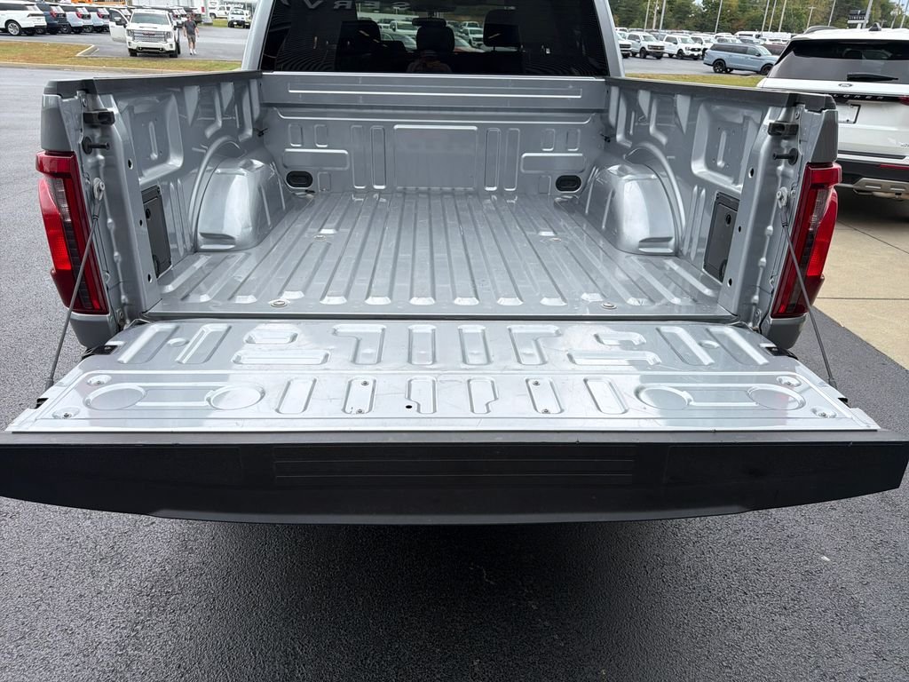 Used 2025 Silver Ford XLT image 10