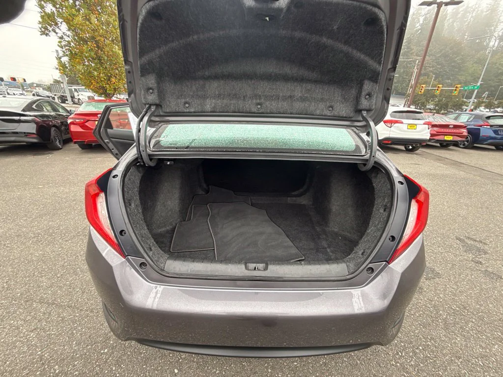 Used 2018 Modern Steel Metallic Honda LX image 25
