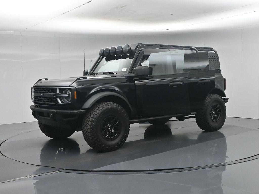 New 2026 Shadow Black Ford Badlands image 32