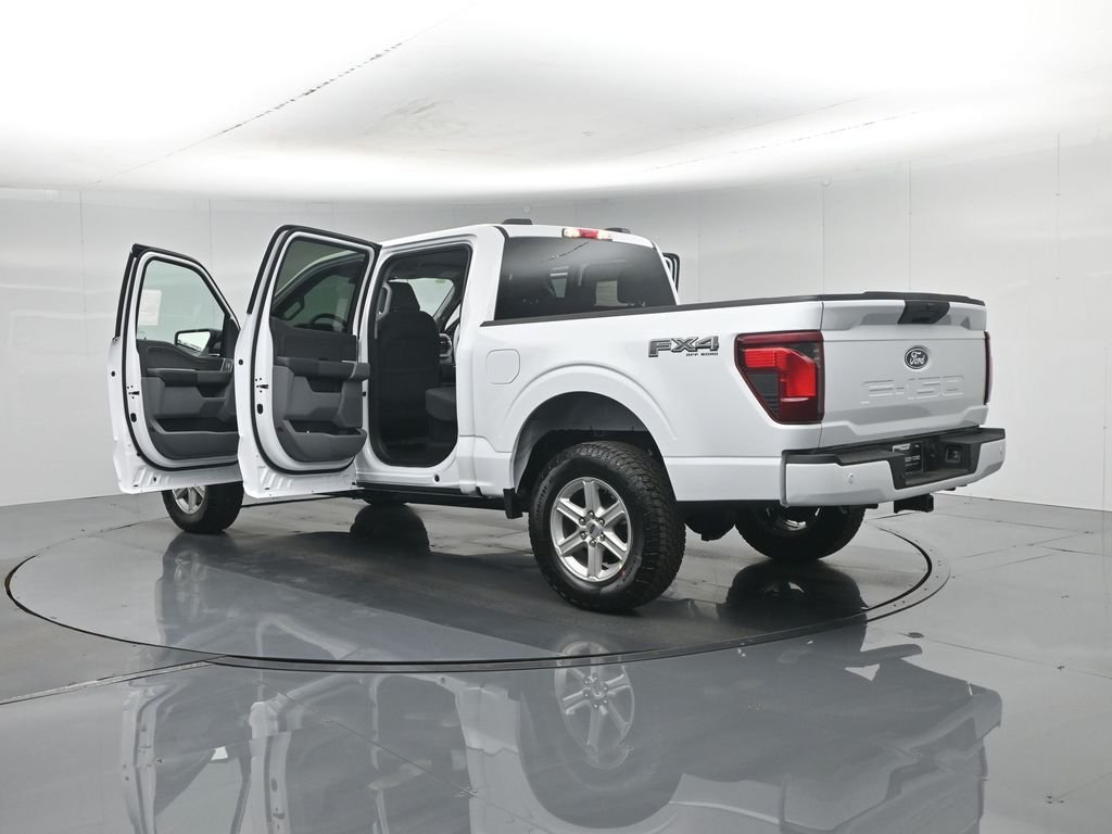 New 2026 Oxford White Ford XLT image 33