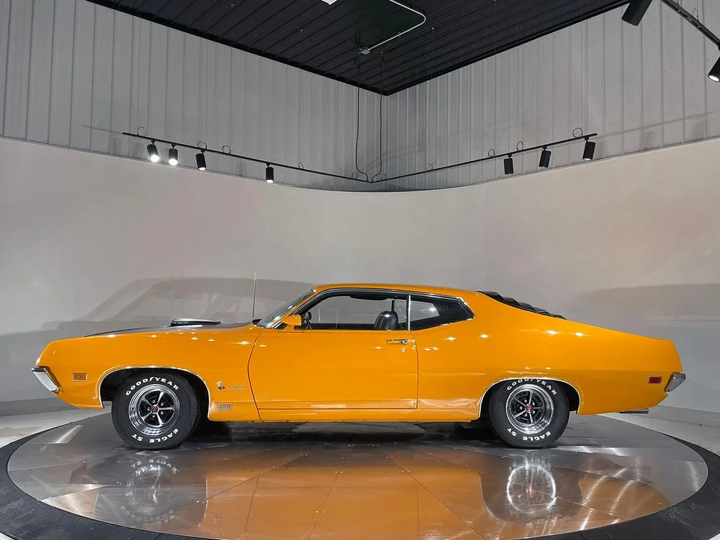 Used 1970 Black Ford  image 8