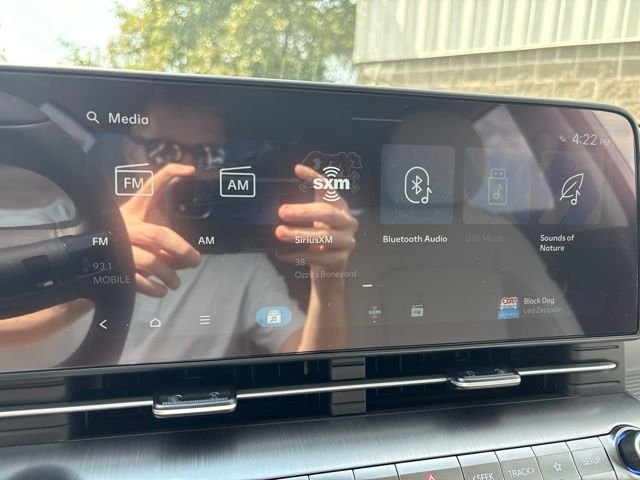 New 2026 White Hyundai SEL Sport AWD image 22