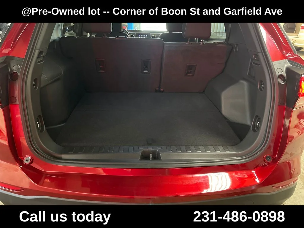 Used 2023 Red Chevrolet LT image 27