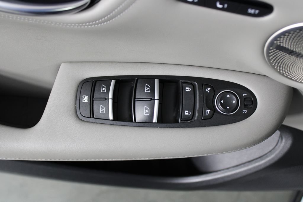 2023 INFINITI QX50 Sensory - Photo 24