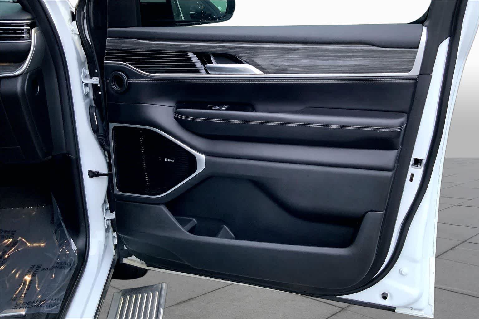 Used 2022 Bright White Clearcoat Jeep Series III image 22