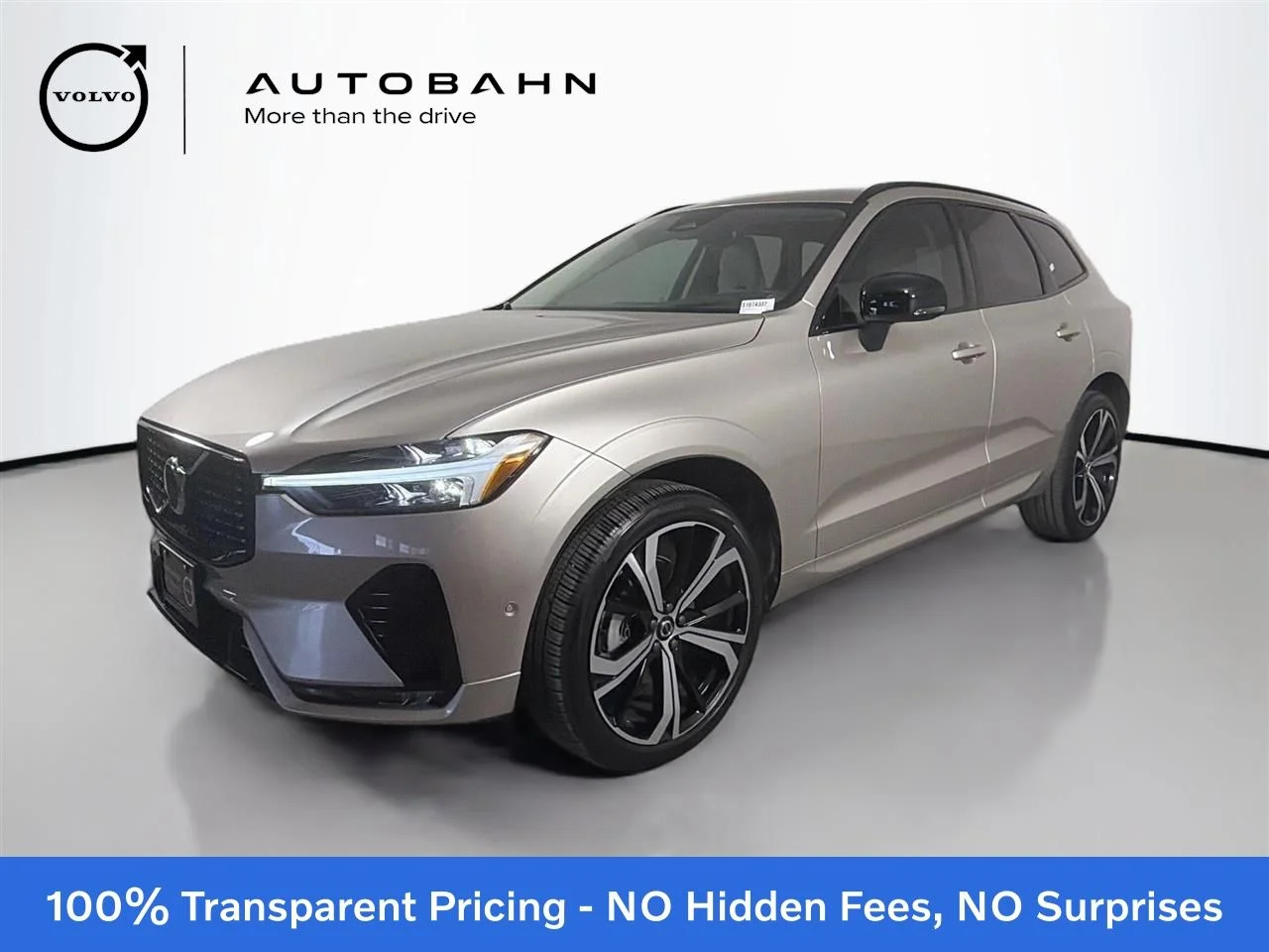 2025 Volvo XC60 B5 Ultra Dark AWD's photo
