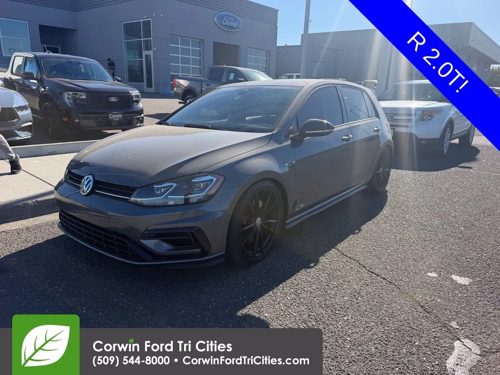 Used 2019  Volkswagen DCC & Navigation 4Motion image 11