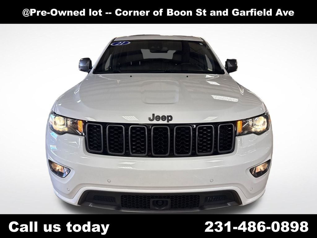 Used 2021 White Jeep 80th Anniversary Edition image 12
