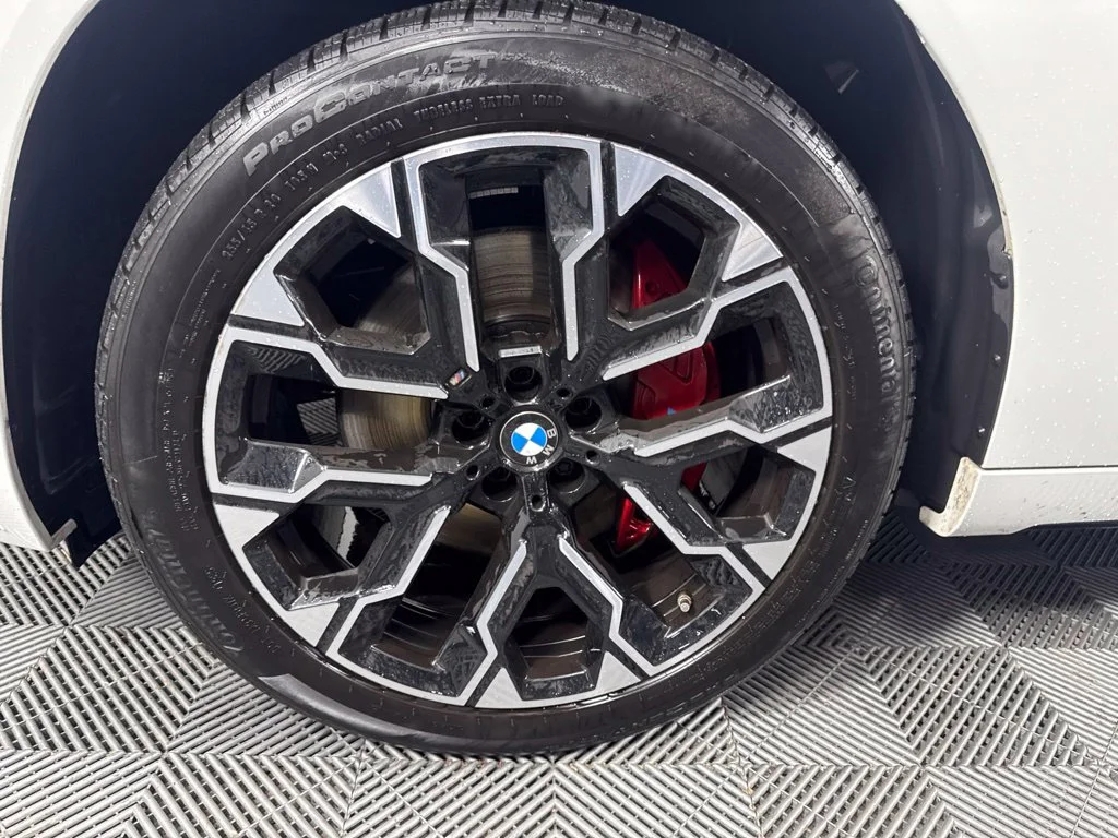 Certified Used 2025 Alpine White BMW M50 xDrive image 8