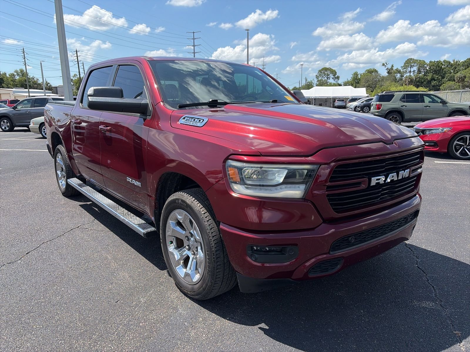 2019 RAM 1500 Big Horn/Lone Star 4x4 Crew Cab 5'7's photo