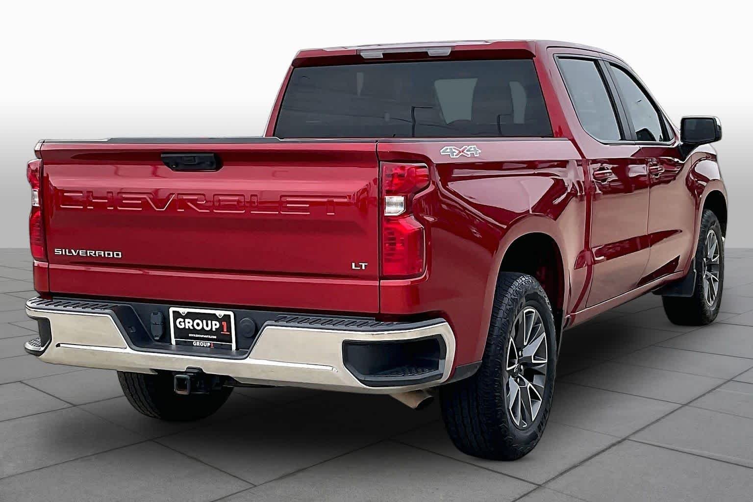 Used 2023 Radiant Red Tintcoat Chevrolet LT image 13