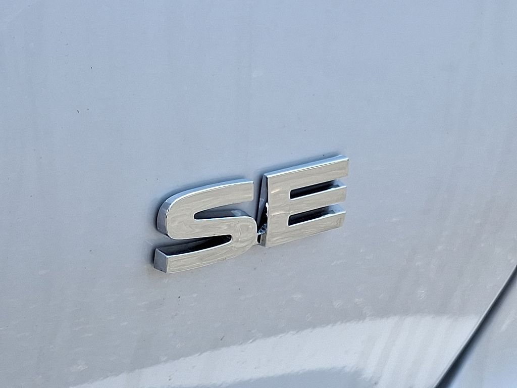2026 Mitsubishi Outlander SE - Photo 6