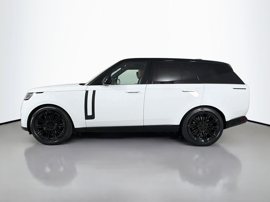 New 2026 Fuji White Land Rover SE image 8