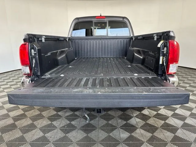 Used 2019 Gray Toyota SR5 image 21