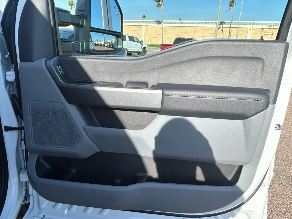New 2026 Oxford White Ford F-250® XL image 23