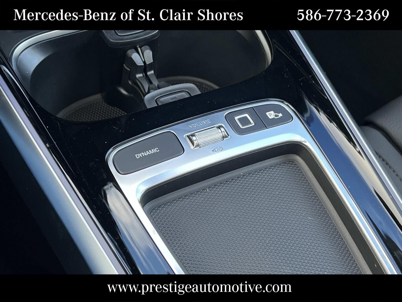 Used 2026 Black Mercedes-Benz GLB 250 image 30