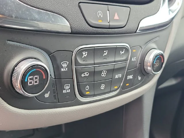 2024 Chevrolet Equinox LT - Photo 34