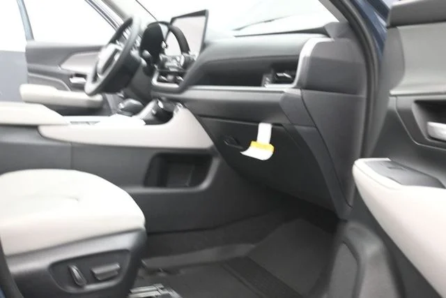 2026 Toyota Grand Highlander XLE - Photo 15