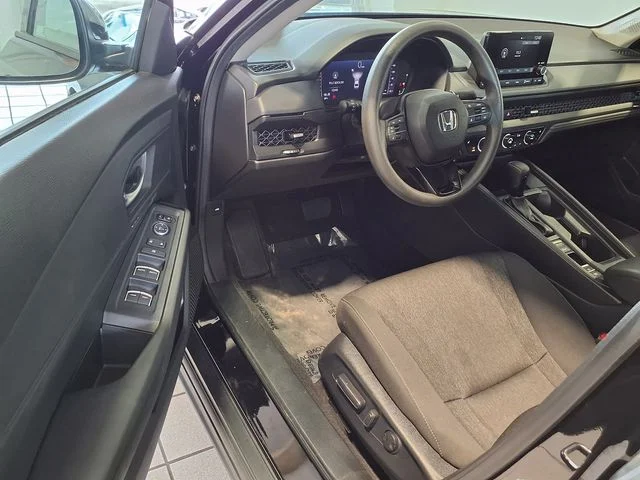 2025 Honda Accord SE - Photo 6