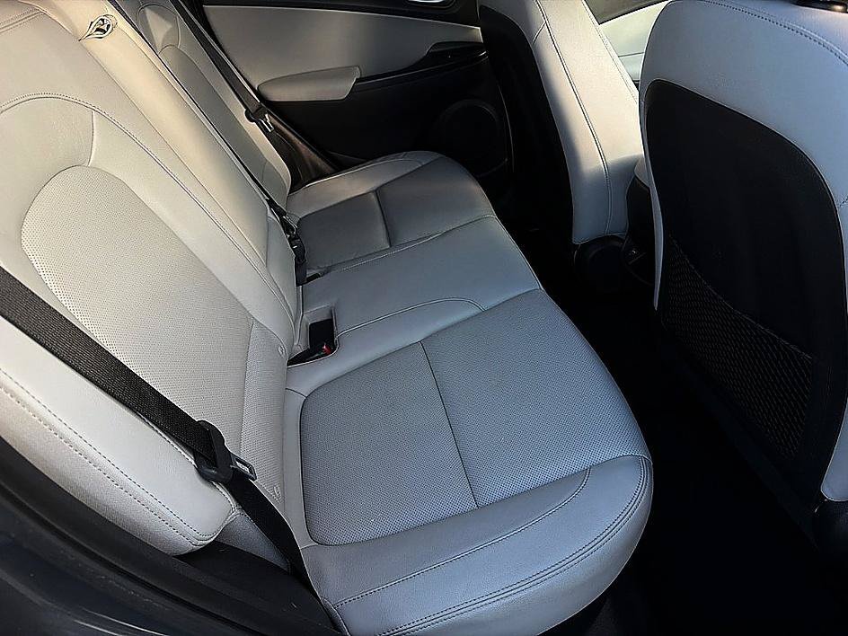 Used 2023 Ecotronic Gray Hyundai Limited image 27