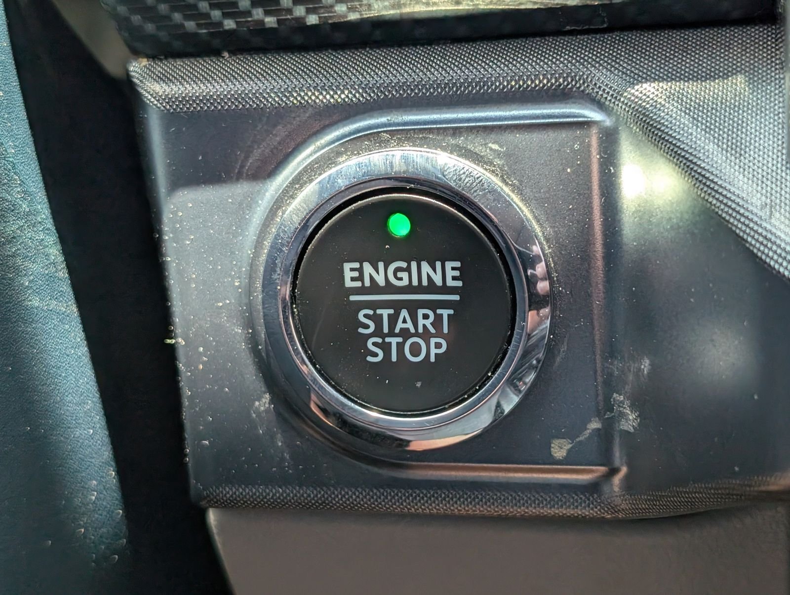 Used 2022 Black Metallic Ford Limited image 32