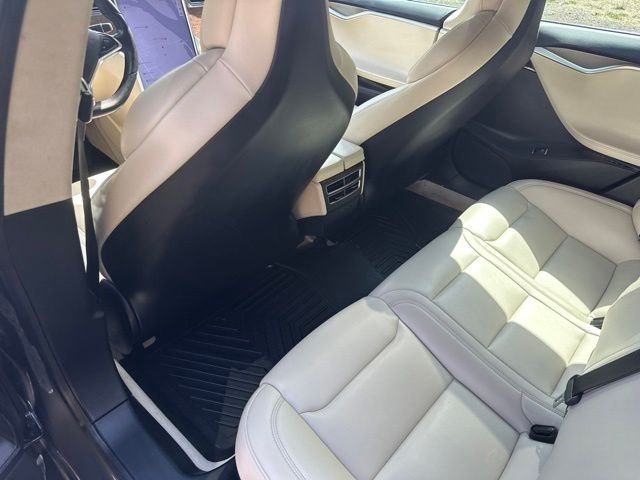Used 2018 Silver Metallic Tesla 100D image 15