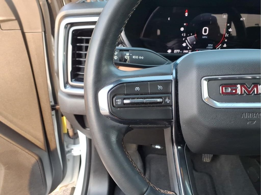 Used 2023 White GMC AT4 image 25