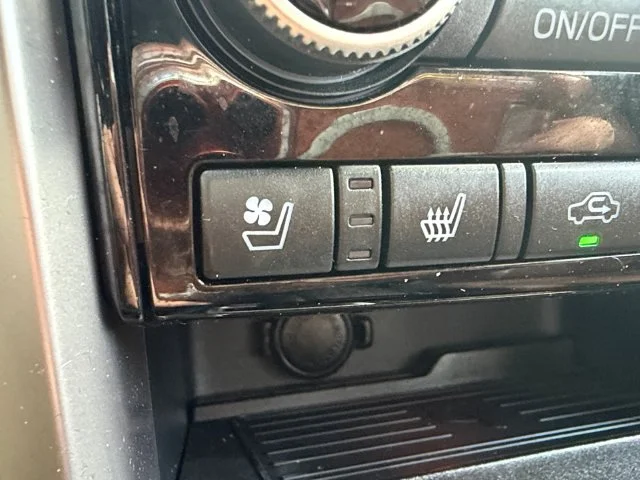 Used 2022 Gray Subaru Touring image 26
