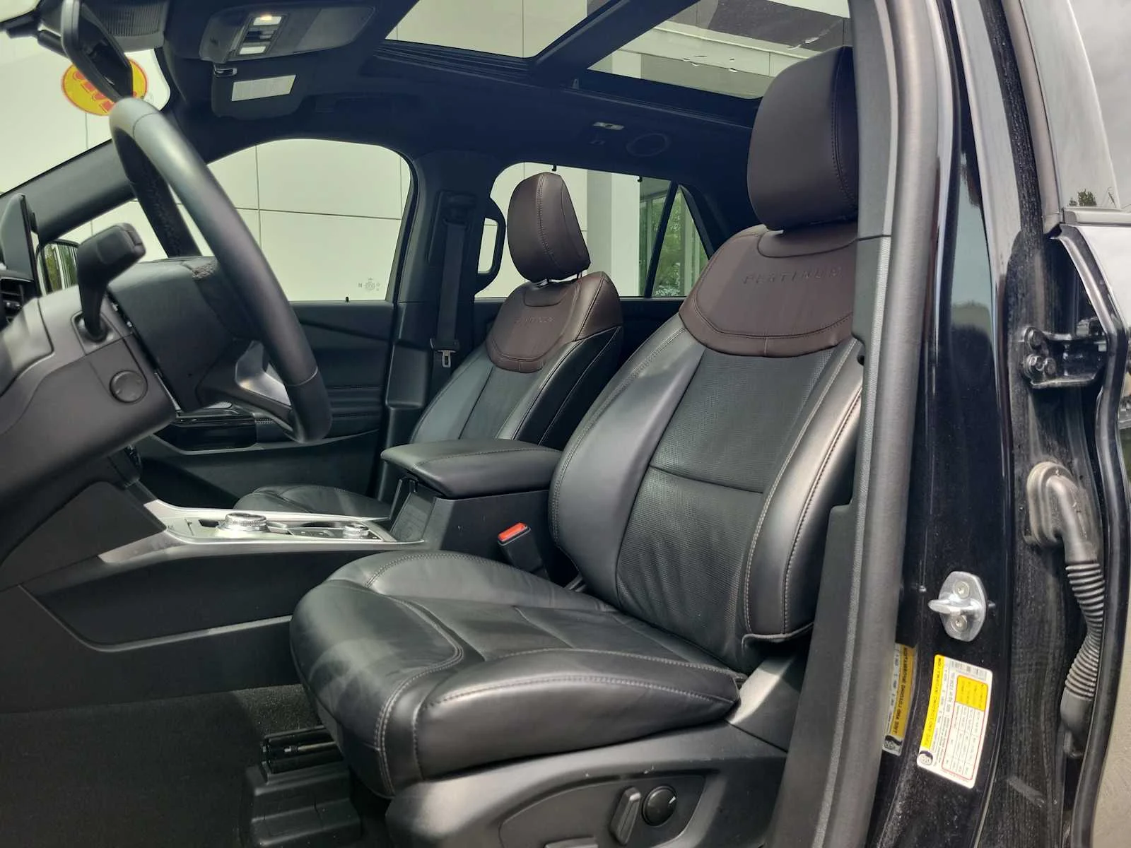 Used 2023 Black Ford Platinum image 20
