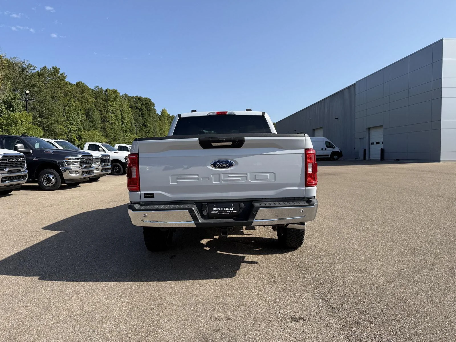 Used 2021 Space White Ford XLT image 5